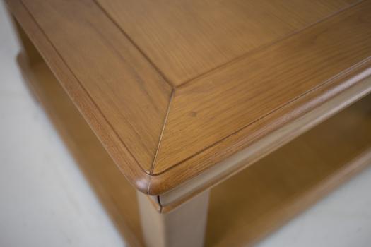 Table basse carrée 80x80 réalisée en Chêne de style Louis Philippe 