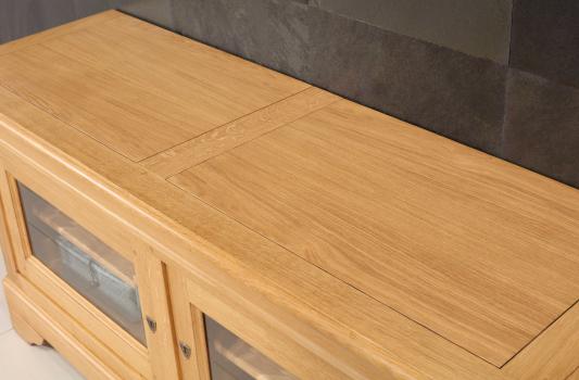 Meuble TV 16/9ème Julie réalisé en Chêne Massif de style Louis Philippe