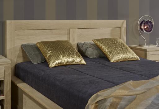 Lit Collection Nature 180*200 réalisé en Chêne massif Finition chêne naturel brossé