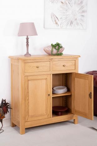 Petit buffet 2 portes 2 tiroirs réalisé en Chêne massif de style campagnard