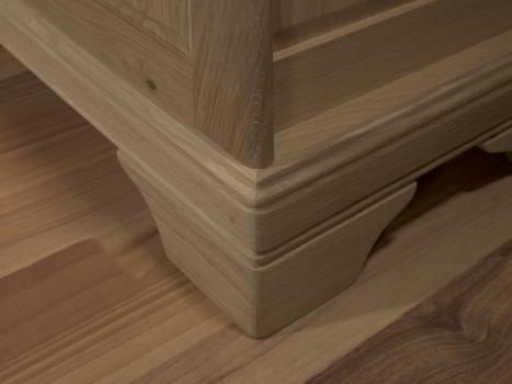 Banc coffre Simon réalisé en Chêne Massif de style Louis Philippe Finition Chêne Brossé