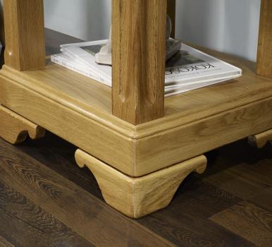 Bout de canapé ou Table d'appoint  réalisé en chêne de style Louis Philippe