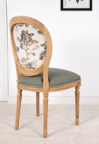 Chaise Simon réalisée en Chêne Massif de style Louis XVI Tissu Cimpotextil