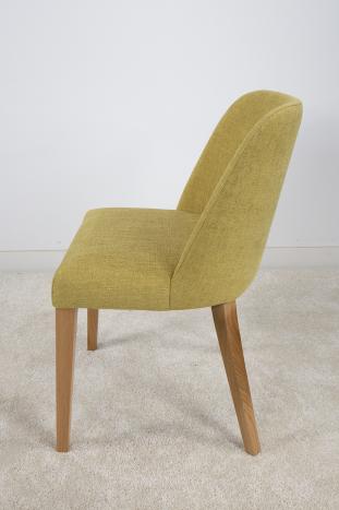 Chaise Edouard, assise et dos capitonnés, pieds en Chêne Massif de ligne Contemporaine Couleur Citric