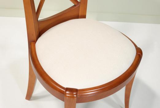 Chaise Armelle réalisée en Chêne Massif de style Louis Philippe