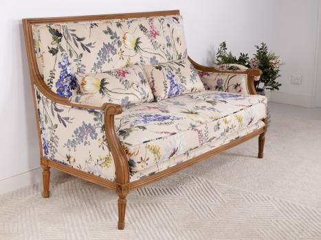 Banquette 2 places de style Louis XVI réalisé en Chêne massif  Tissu FSM