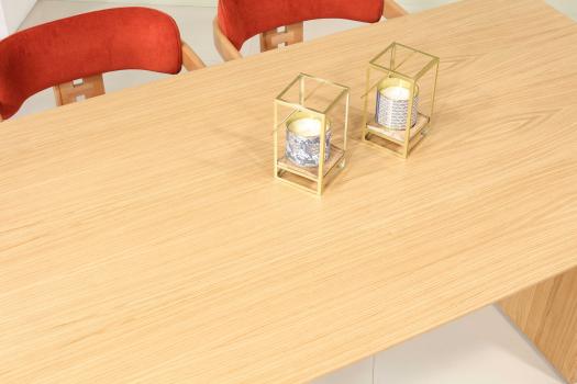 Table rectangulaire 180x100 Noah réalisée en chêne, Modernité et charme du chêne naturel