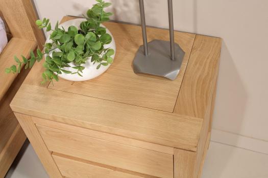 Table de nuit 2 tiroirs Collection Nature réalisée en Chêne Massif  de style Contemporain 