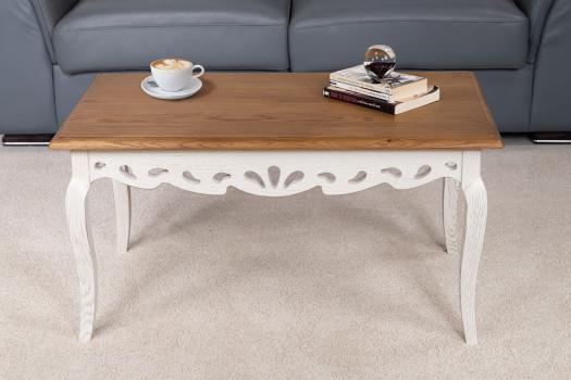 Table basse réalisé en chêne de style Campagne  Chêne doré et Ivoire Patiné SEULEMENT 1 DISPONIBLE
