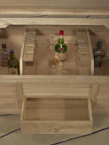 Table Bar Jules réalisée en Chêne de style Louis Philippe Finition Chêne Brossé Naturel