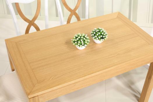 Table de repas rectangulaire Théo 140x70 réalisée en Chêne Ligne Contemporaine Finition Chêne traditionnelle SEULEMENT 1 DISPONIBLE