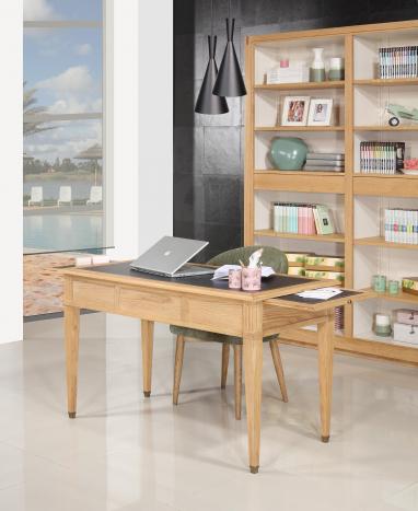 Bureau 3 tiroirs Simon réalisé en Chêne de style Directoire Surface d'écriture recouverte d'une moleskine noir, sabots laiton aux 4 pieds