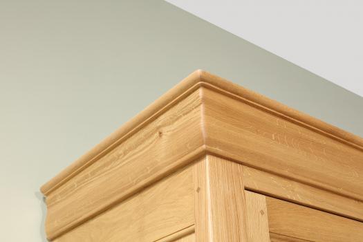 Armoire 2 portes Salomé réalisé en Chêne massif de style Louis Philippe Largeur 151 cm