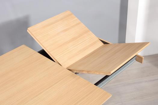 Table de repas Oliver réalisée en fer et chêne 180x100 Plateau avec 1 allonge incorporée de chaque côté 