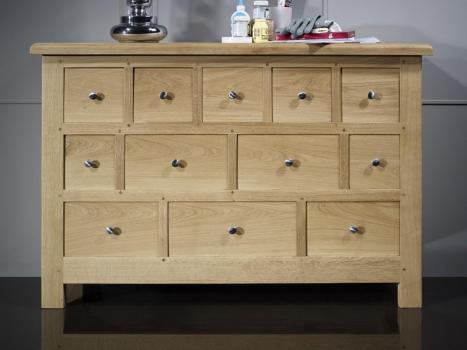 Commode 12 tiroirs Cédric, réalisée en Chêne Massif de stytle Campagnard