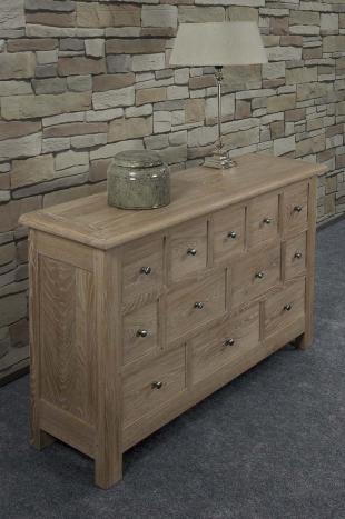 Commode 12 tiroirs Cédric, réalisée en Chêne Massif de stytle Campagnard
