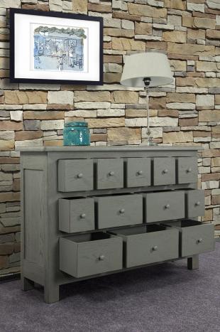 Commode 12 tiroirs Cédric, réalisée en Chêne Massif de stytle Campagnard