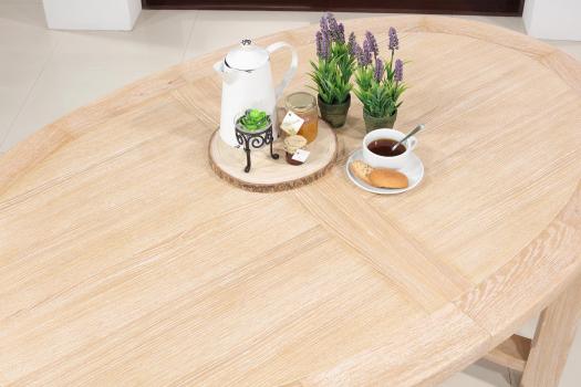 Table de ferme ovale Tom réalisée en Chêne Massif de style Campagnard 170*110 Finition Brossé Blanchi