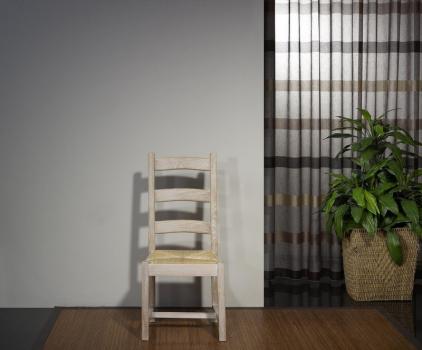 Chaise Renaud réalisée en chêne massif de style Campagnard Finition Brossé Blanchi