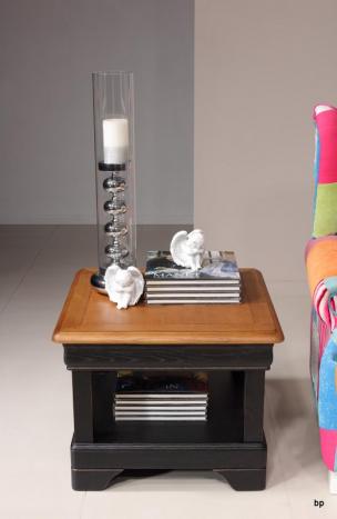 Petite table basse Ines réalisée en chêne de style Louis Philippe Finition Chêne Brossé Noir Usé - plateau chêne doré patiné