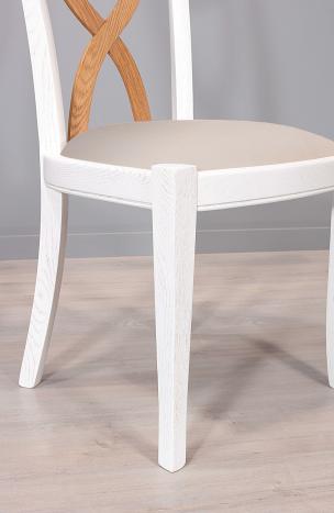 Chaise Sébastien réalisée en Chêne Massif de style Louis Philippe Finition Chêne Brossé Ivoire N° 1 Croisillon Chêne Naturel