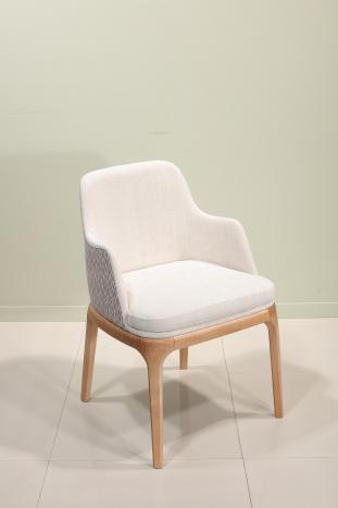 Fauteuil Milo de style Contemporain, 4 pieds en Frêne massif Tissu Valdouro
