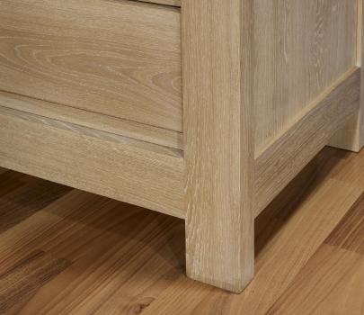 Commode 3 tiroirs réalisée en Chêne Massif de style Contemporain 