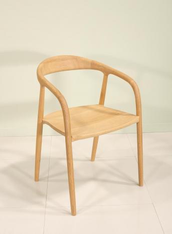 Chaise Achille réalisée en chêne Massif - Ligne Contemporaine
