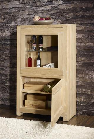 Vitrine 2 portes Loann réalisée en Chêne Massif de style Contemporain Finition Chêne Brossé Naturel