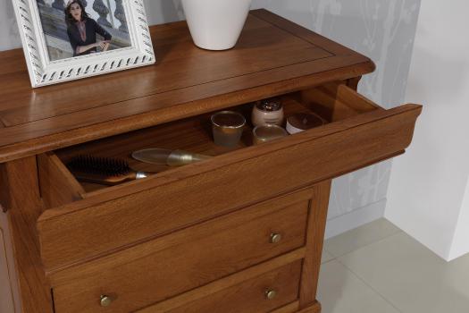 Commode 4 tiroirs Guillaume réalisée en chêne de style Louis Philippe Finition chêne moyen