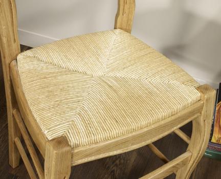 Chaise Bruno réalisée en Chêne massif de style Louis Philippe assise paille de seigle