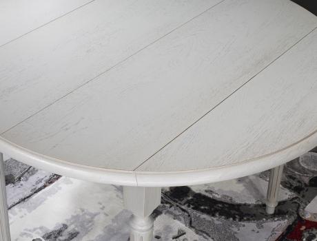 Table ronde à volets Clément, DIAMETRE 120 réalisée en Chêne Massif de style Louis XVI - 7 allonges de 40 cm Finition Chêne Brossé Gris