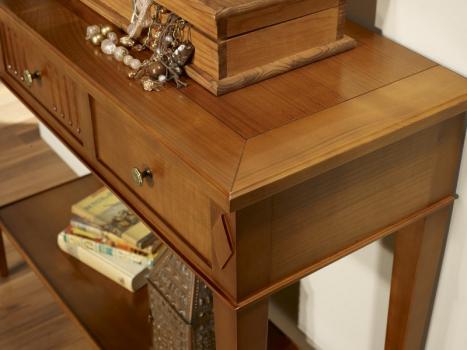 Console Lucas réalisée en Chêne de style Directoire 