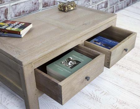 Table basse réalisée en Chêne Massif Ligne Contemporaine Finition Chêne Brossé Blanchi 