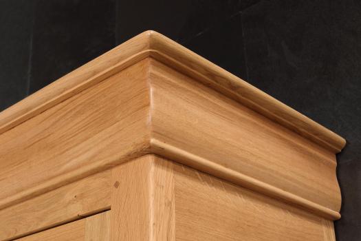 Bibliothèque 4 portes Eliot en chêne massif de style Louis Philippe