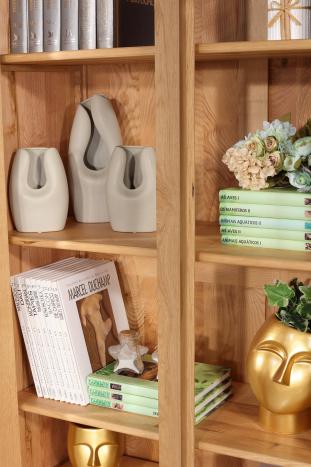 Bibliothèque 4 portes Eliot en chêne massif de style Louis Philippe