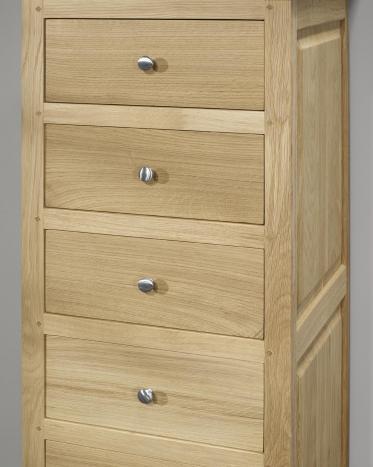 Chiffonnier 6 tiroirs Benjamin réalisé en Chêne Massif de style Louis Philippe Finition Chêne Brossé Naturel