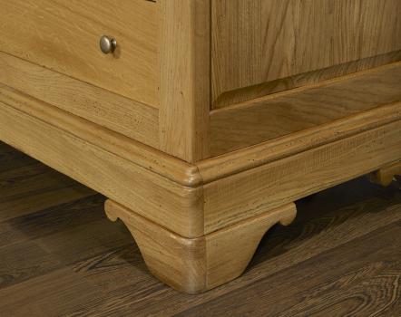 Meuble TV 16/9ème  réalisé en Chêne Massif de style Louis Philippe Finition Chêne doré patiné antiquaire