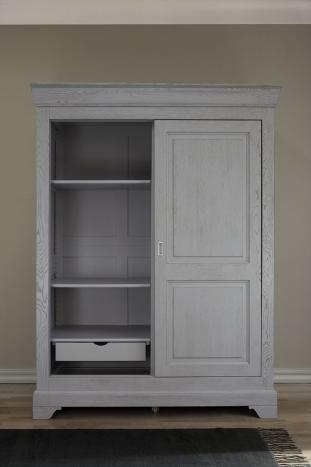 Armoire 2 portes Jean-Baptiste en Chêne Massif portes coulissantes, de style Louis Philippe Finition Chêne Brossé