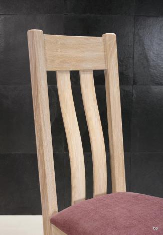 Chaise Léonor réalisée en Chêne Massif Assise Tissu Lin Finition Chêne Brossé Lin Assise tissu Aldeco identique à la photo