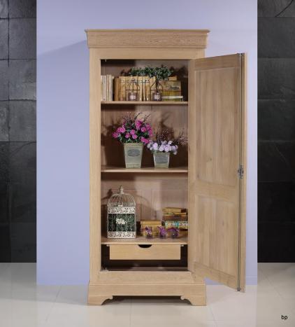 Armoire ou Bonnetière 1 porte Paul réalisée en Chêne Massif de style Louis Philippe Finition chêne Brossé Blanchi