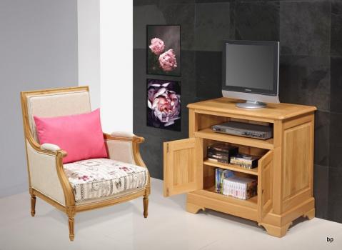 Meuble Tv Pierre-Louis réalisé en Chêne Massif de style Louis Philippe  Seulement 1 disponible (Ce meuble TV ne sera plus fabriqué) 