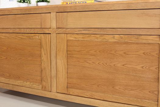 Buffet 2 portes réalisé en Chêne Massif de style Contemporain  FIN DE SERIE 1 DISPONIBLE