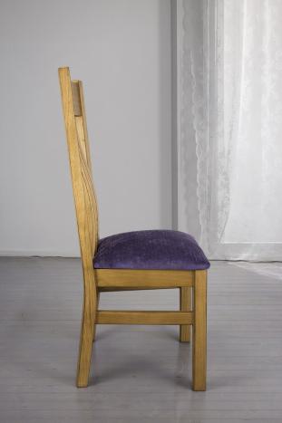 Chaise Léonor réalisée en Chêne Massif Assise tissu mauve