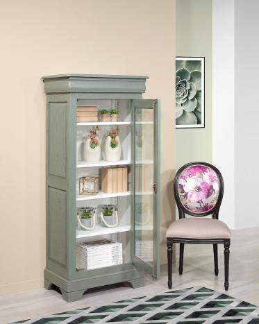 Vitrine 1 porte Angelo réalisée en Chêne Massif de style Louis Philippe Finition chêne Brossé Vert antik et Ivoire