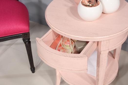 Guéridon rond Pierre-Louis de style Directoire réalisée en Chêne massif Finition Rose Poudré SEULEMENT 1 DISPONIBLE