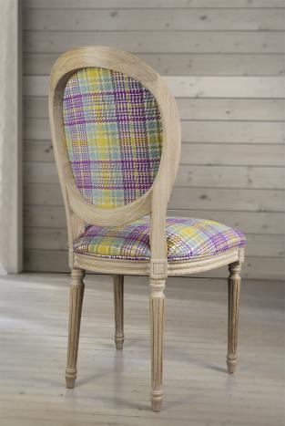 Chaise Simon réalisée en Chêne Massif de style Louis XVI Finition Chêne Brossé BONNE AFFAIRE SEULEMENT 3 DISPONIBLES