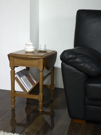 Table Basse ou Bout de Canapé Marc-Eric, réalisée en Chêne de style Louis Philippe 