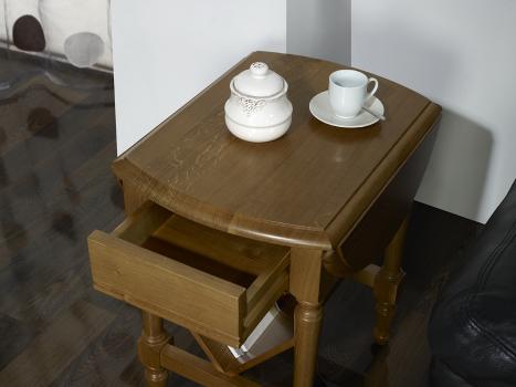 Table Basse ou Bout de Canapé Marc-Eric, réalisée en Chêne de style Louis Philippe 