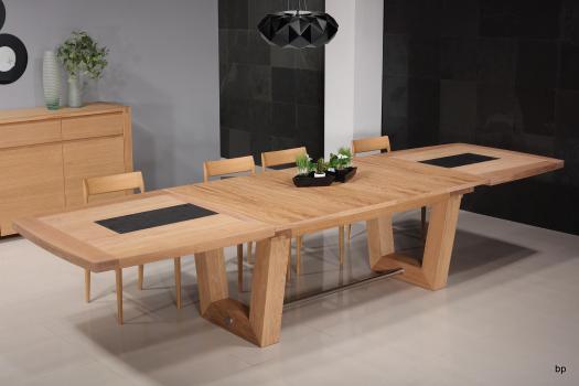 Table rectangulaire Samuel 220x110 réalisée en Chêne Massif 4 allonges de 40 Finition Chêne Brossé naturel Avec incrustation céramique